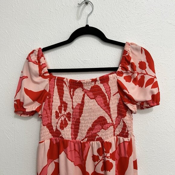 Ann Taylor Petite Floral Smocked Bodice Flare Dress Pink Red Size PS Puff Sleeve - Picture 2 of 10